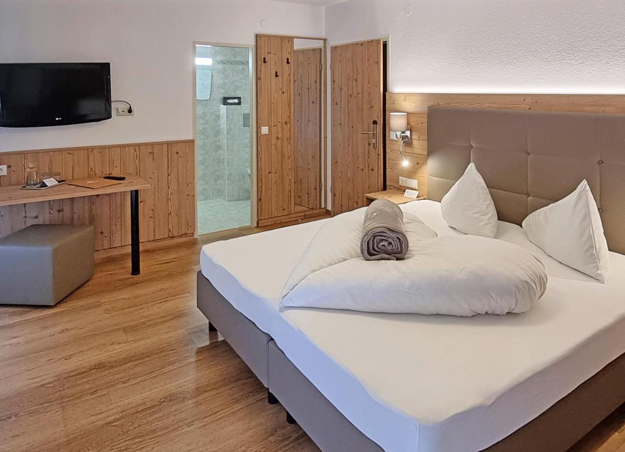 Hotel Gasthof Edelweiss Sankt Jakob in Defereggen Eksteriør bilde